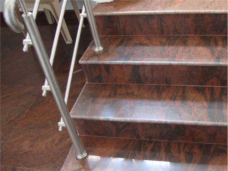 Red Multicolor Granite Step